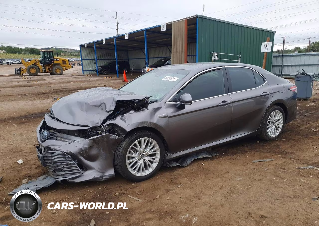 2018 Toyota Camry Hybrid Xle