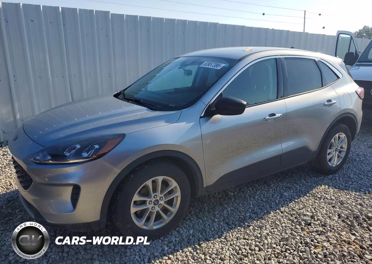 2022 Ford Escape Se
