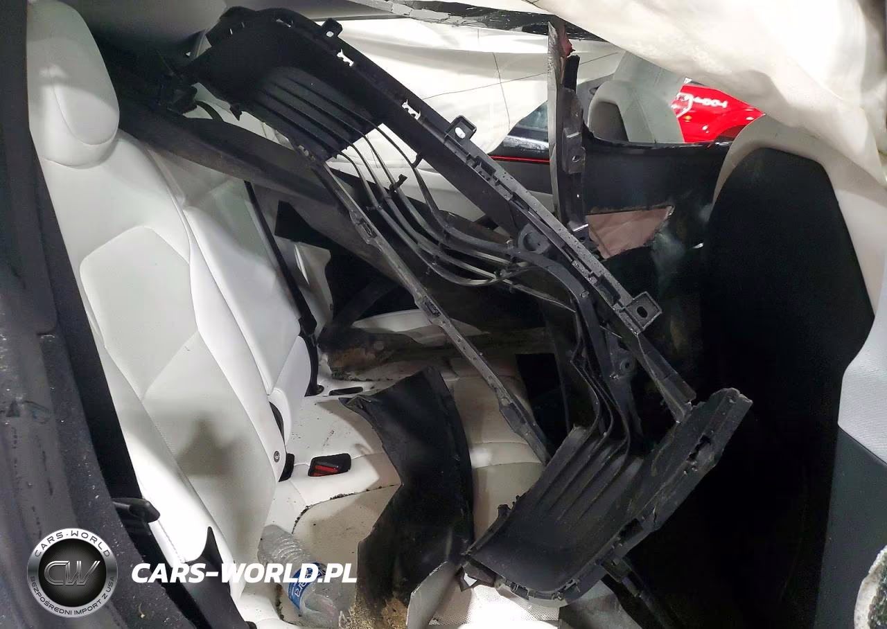 2026 Tesla Model Y VIN:7SAYGDEE3TF325261 - 11