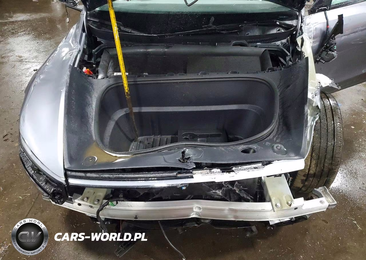 2026 Tesla Model Y VIN:7SAYGDEE3TF325261 - 12