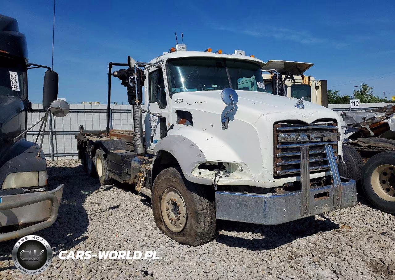 2011 Mack 800 Gu800