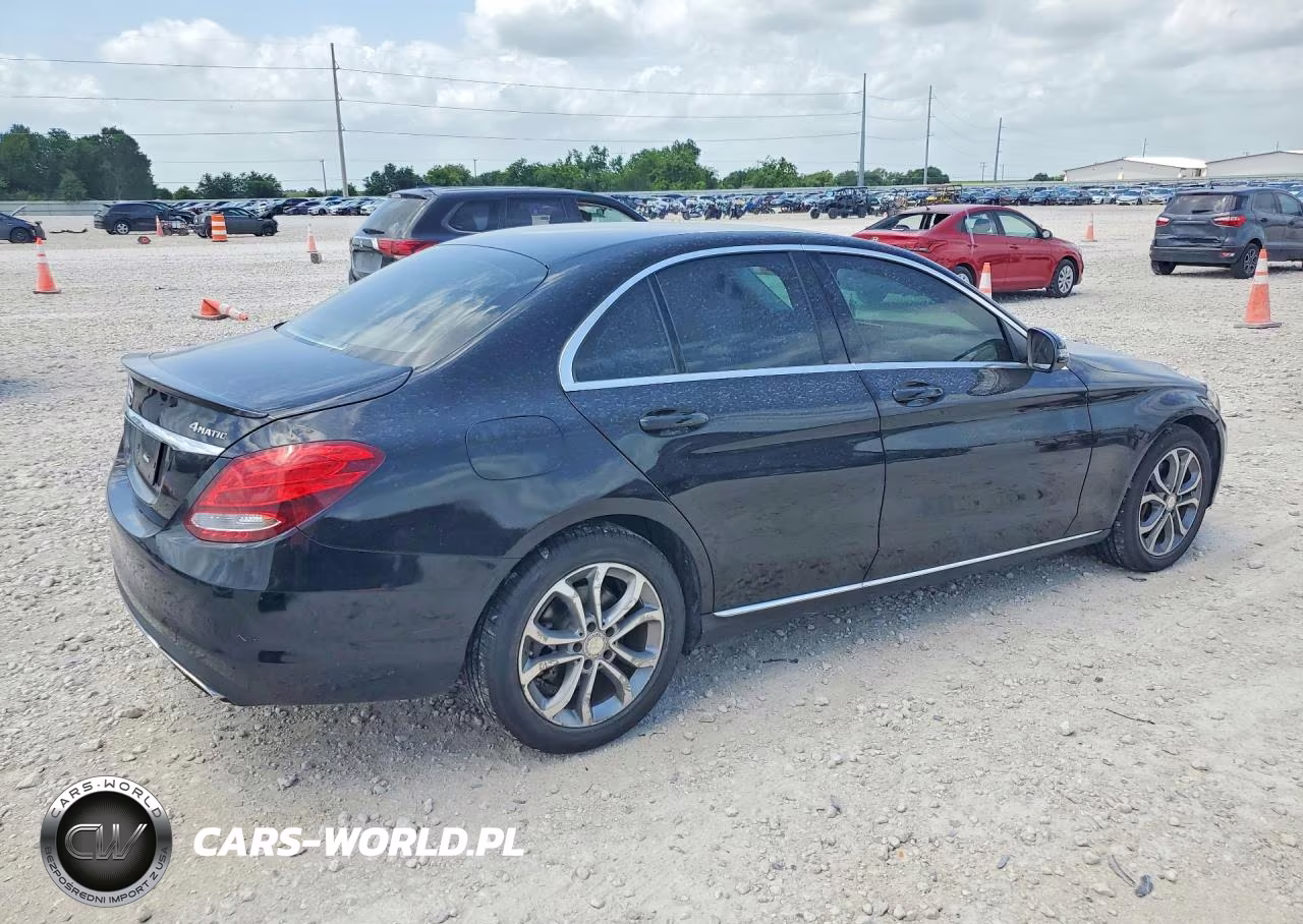 2016 Mercedes-Benz C 300 4Matic VIN:55SWF4KB2GU102702 - 3