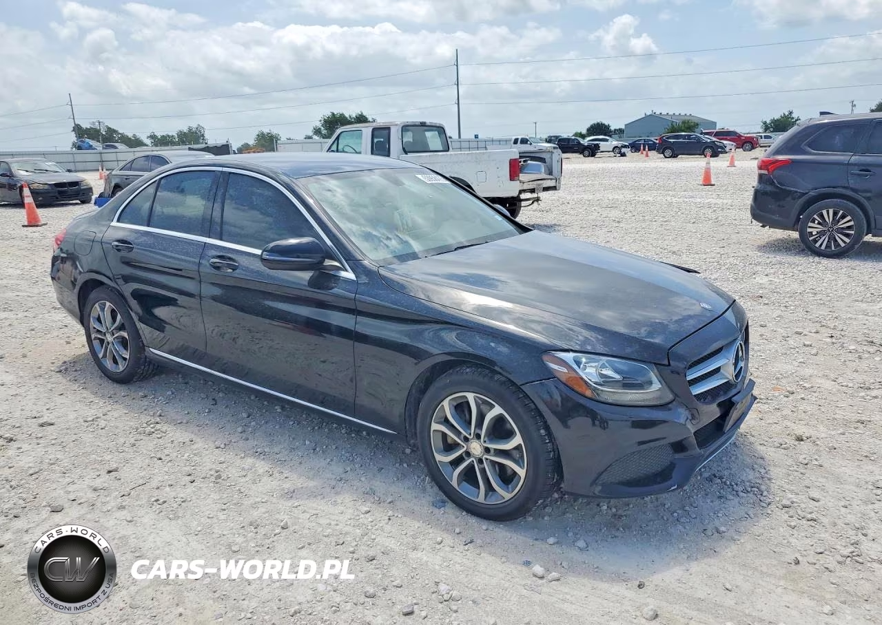 2016 Mercedes-Benz C 300 4Matic VIN:55SWF4KB2GU102702 - 4