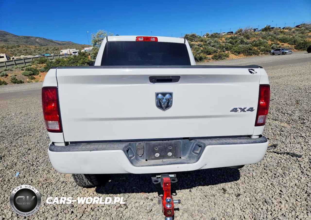 2019 Ram 1500 Classic Tradesman VIN:1C6RR7FT6KS547070 - 6