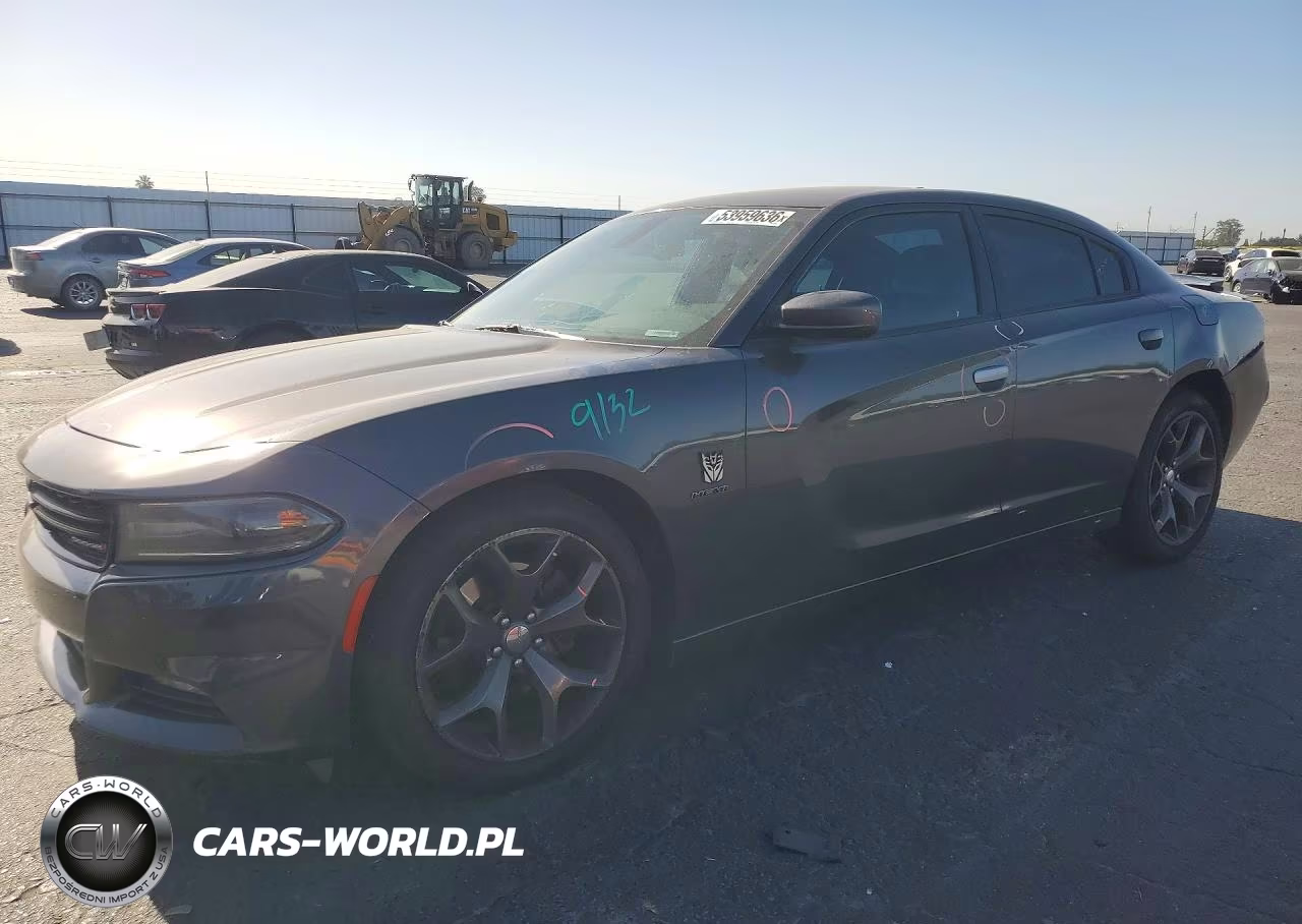 2015 Dodge Charger R – zdjęcie 1 z 12