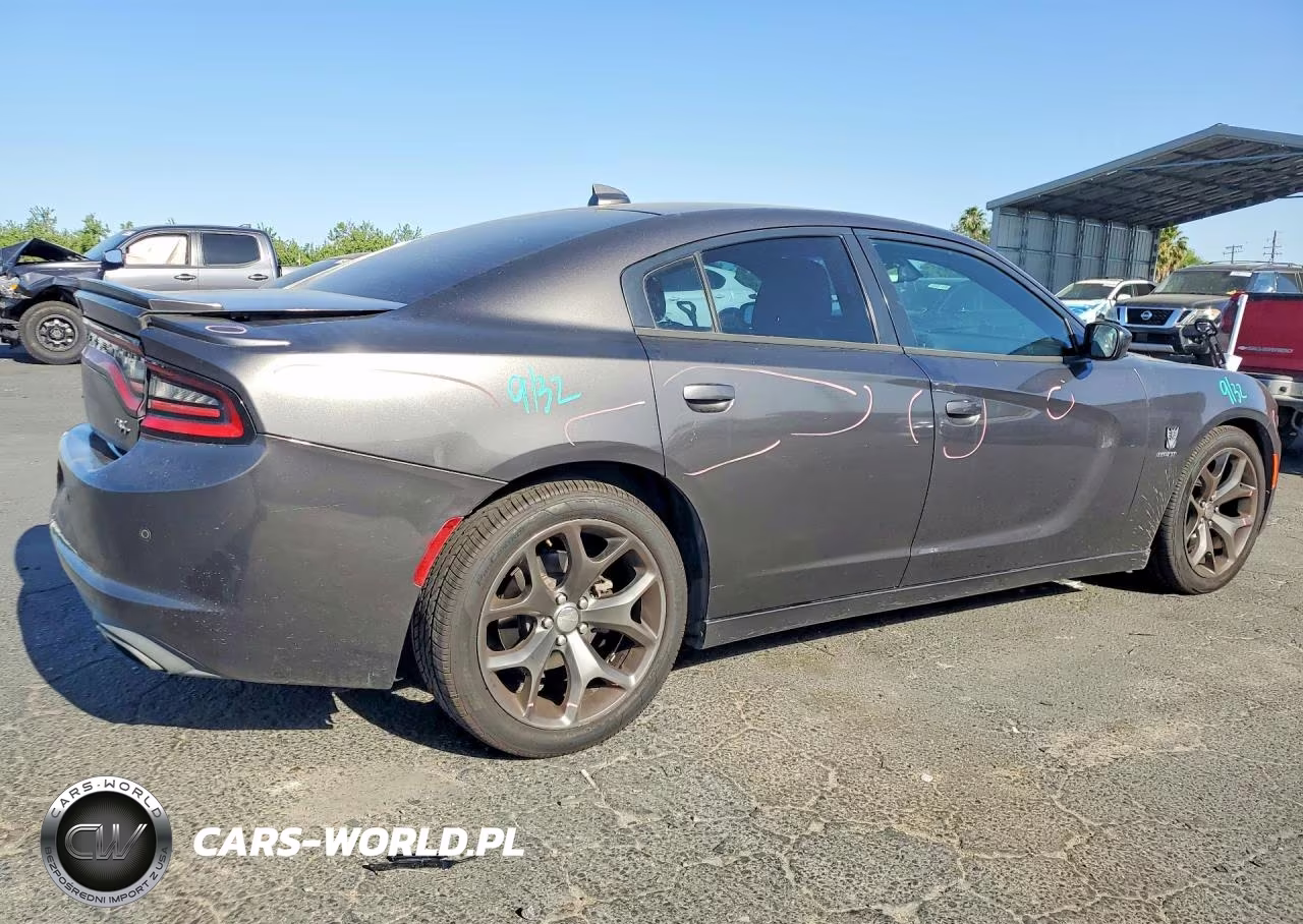2015 Dodge Charger R VIN:2C3CDXCT8FH895925 - 3