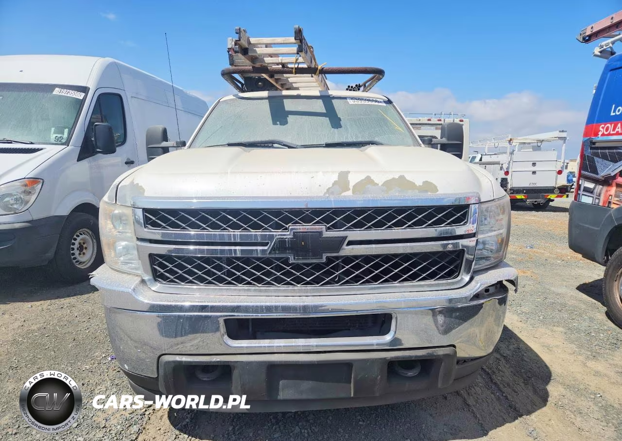 2014 Chevrolet Silverado C2500 Heavy Duty VIN:1GC1CVCG1EF183446 - 5