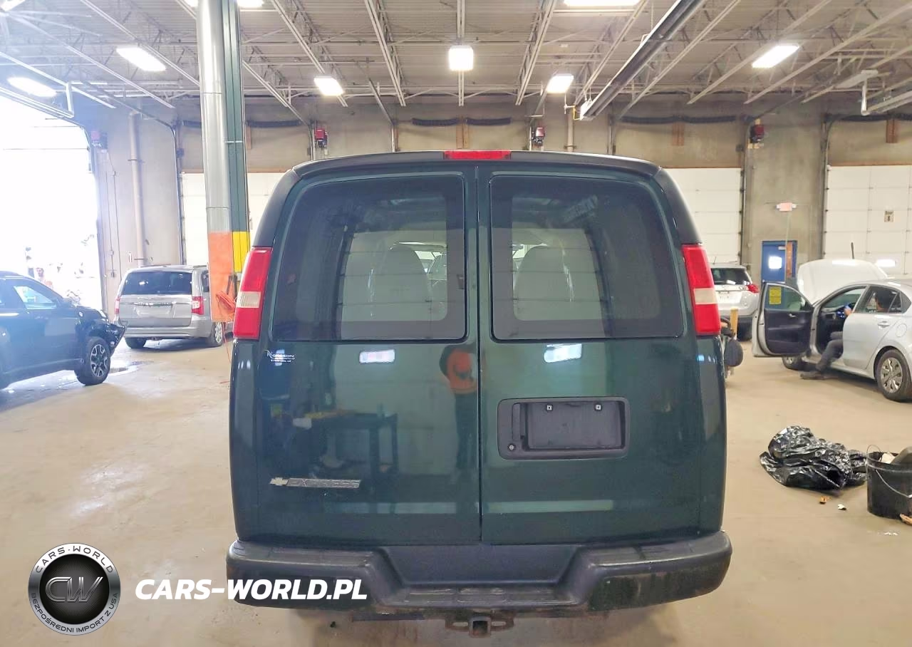 2012 Chevrolet Express 2500 Cargo Delivery Van VIN:1GCWGFCA1C1185476 - 6