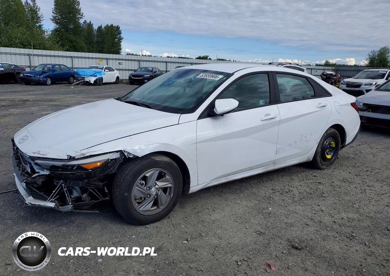 2024 Hyundai Elantra Se – zdjęcie 1 z 12