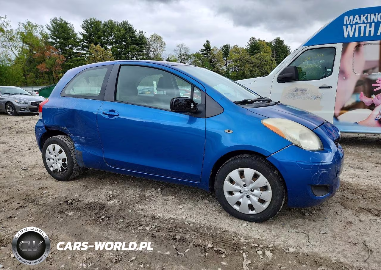 2010 Toyota Yaris Base VIN:JTDJT4K38A5289353 - 4
