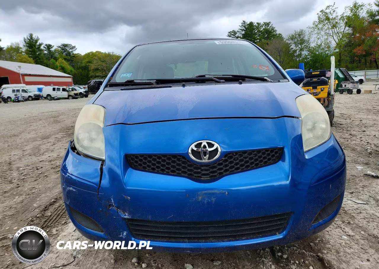 2010 Toyota Yaris Base VIN:JTDJT4K38A5289353 - 5
