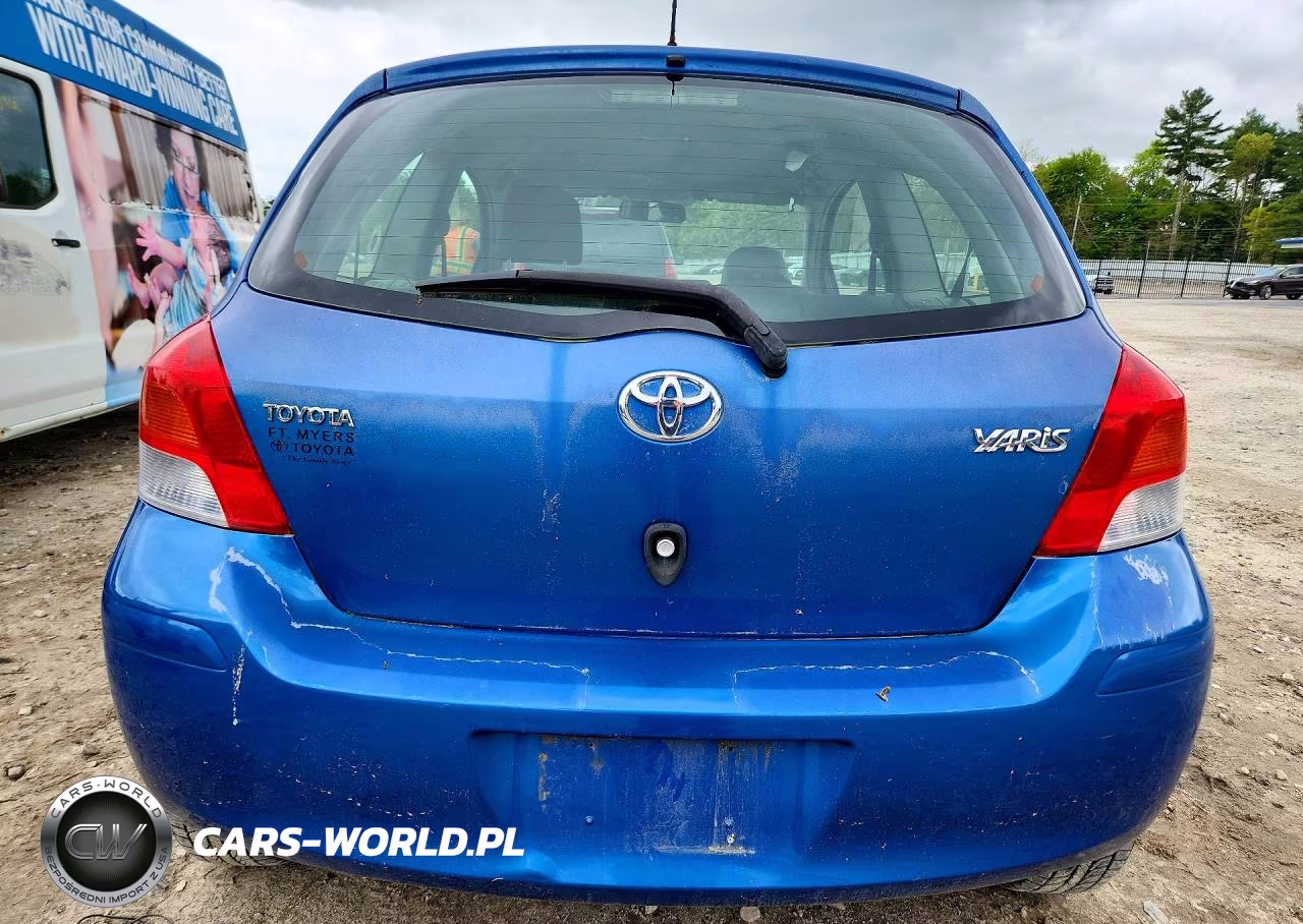 2010 Toyota Yaris Base VIN:JTDJT4K38A5289353 - 6