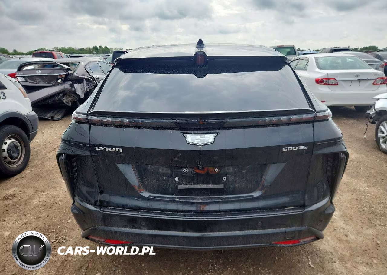 2024 Cadillac Lyriq Sport VIN:1GYKPTRL2RZ142436 - 6