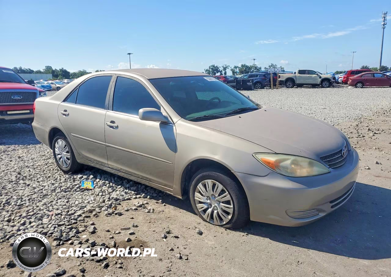 2003 Toyota Camry Le VIN:4T1BE32K73U700262 - 4