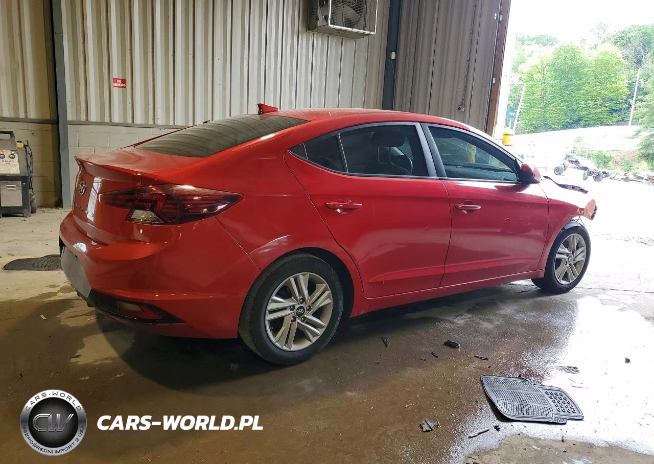 2020 Hyundai Elantra Sel VIN:5NPD84LF5LH557401 - 3
