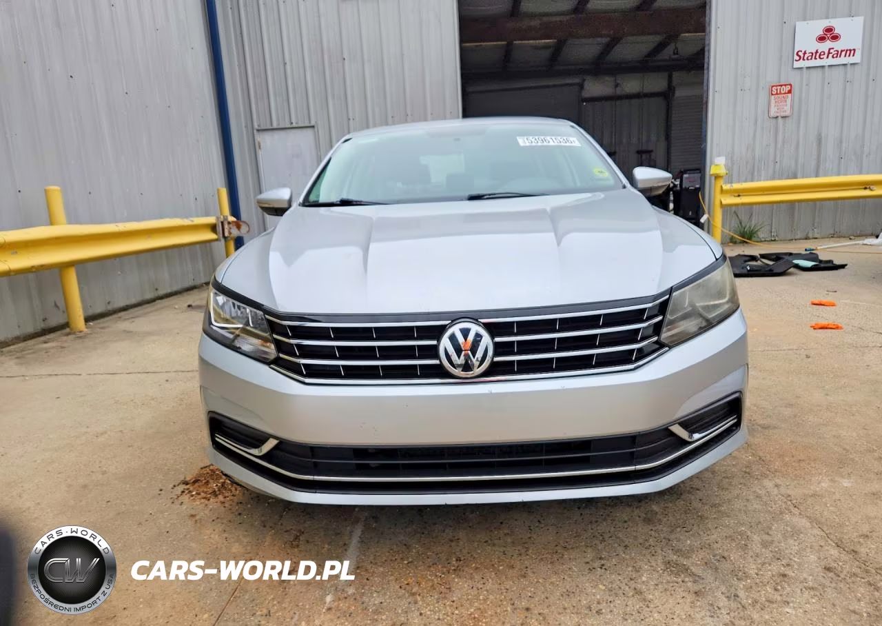 2017 Volkswagen Passat Se VIN:1VWBT7A35HC049820 - 5