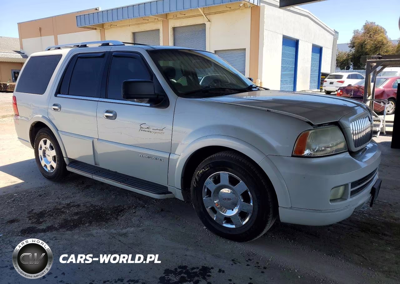 2005 Lincoln Navigator VIN:5LMFU28545LJ05231 - 4