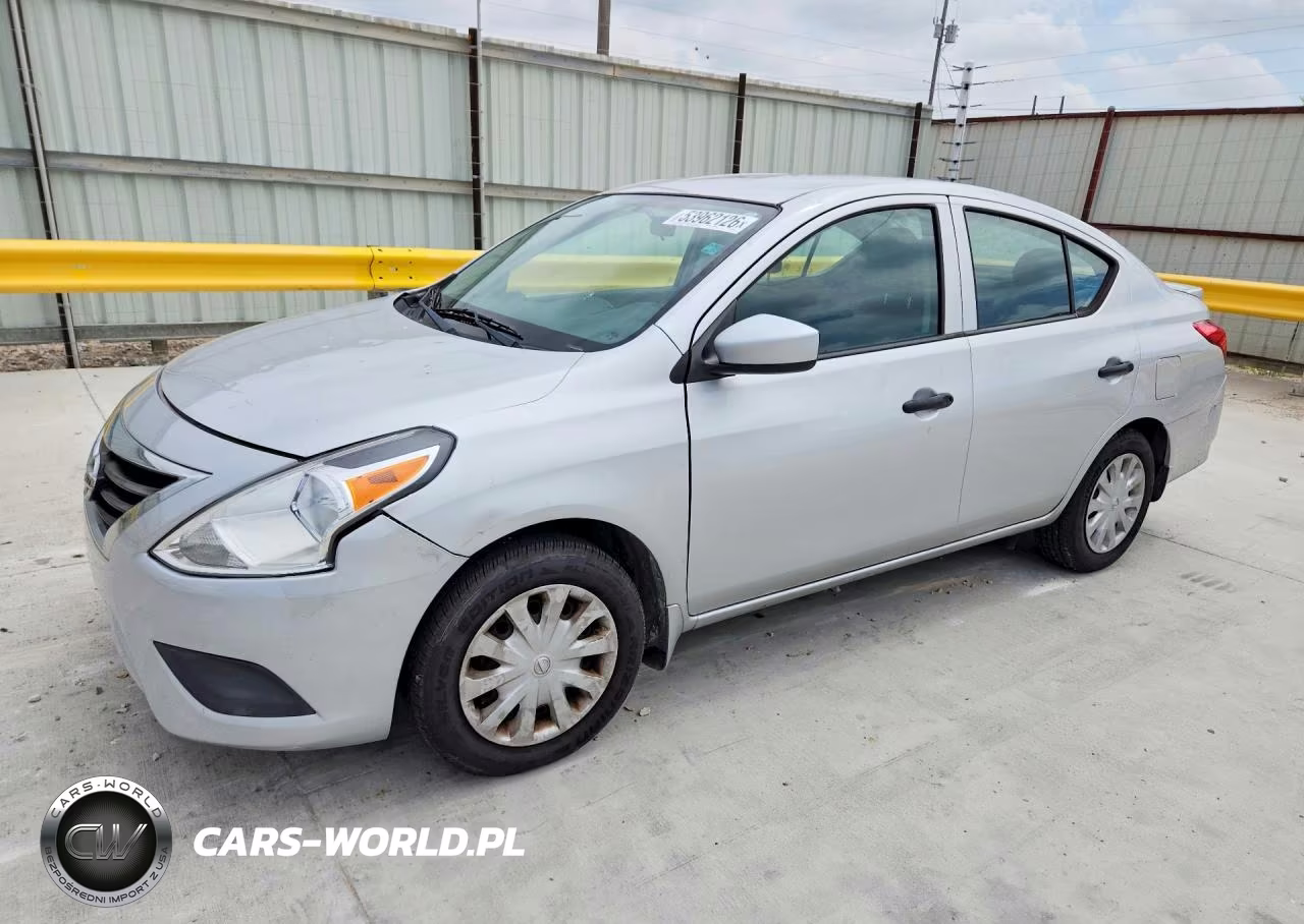 2018 Nissan Versa S Plus
