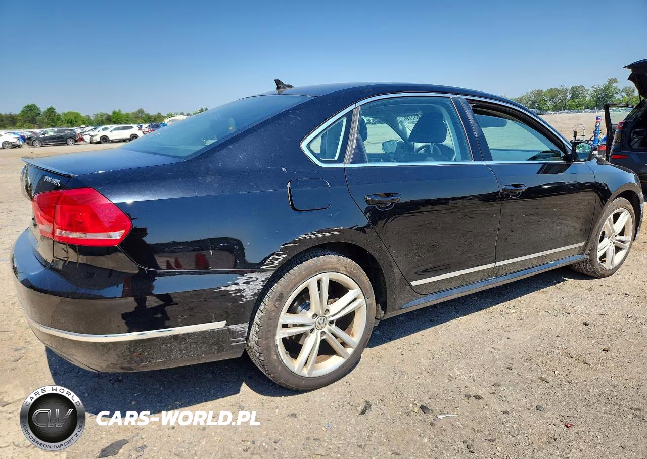 2014 Volkswagen Passat Sel VIN:1VWCN7A30EC007792 - 3