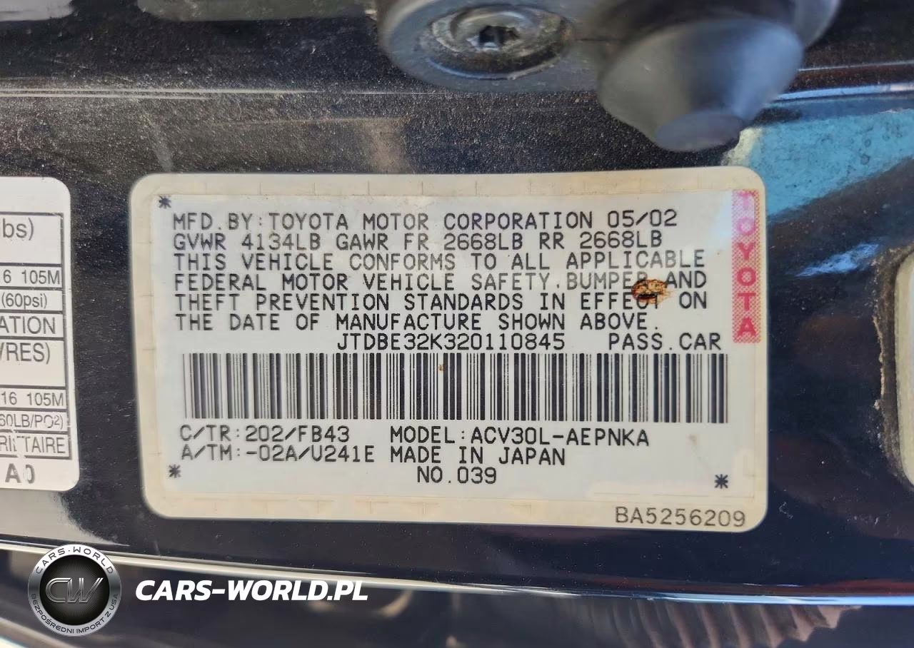 2002 Toyota Camry Le VIN:JTDBE32K320110845 - 12
