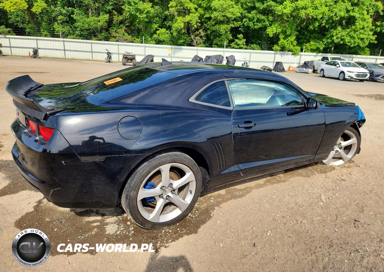 2011 Chevrolet Camaro Ls VIN:2G1FA1ED7B9121845 - 3