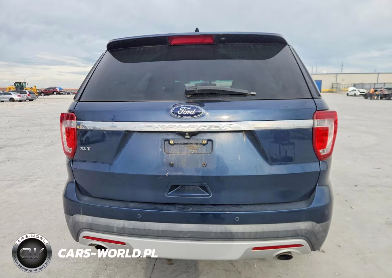 2017 Ford Explorer Xlt VIN:1FM5K7D83HGA33453 - 6
