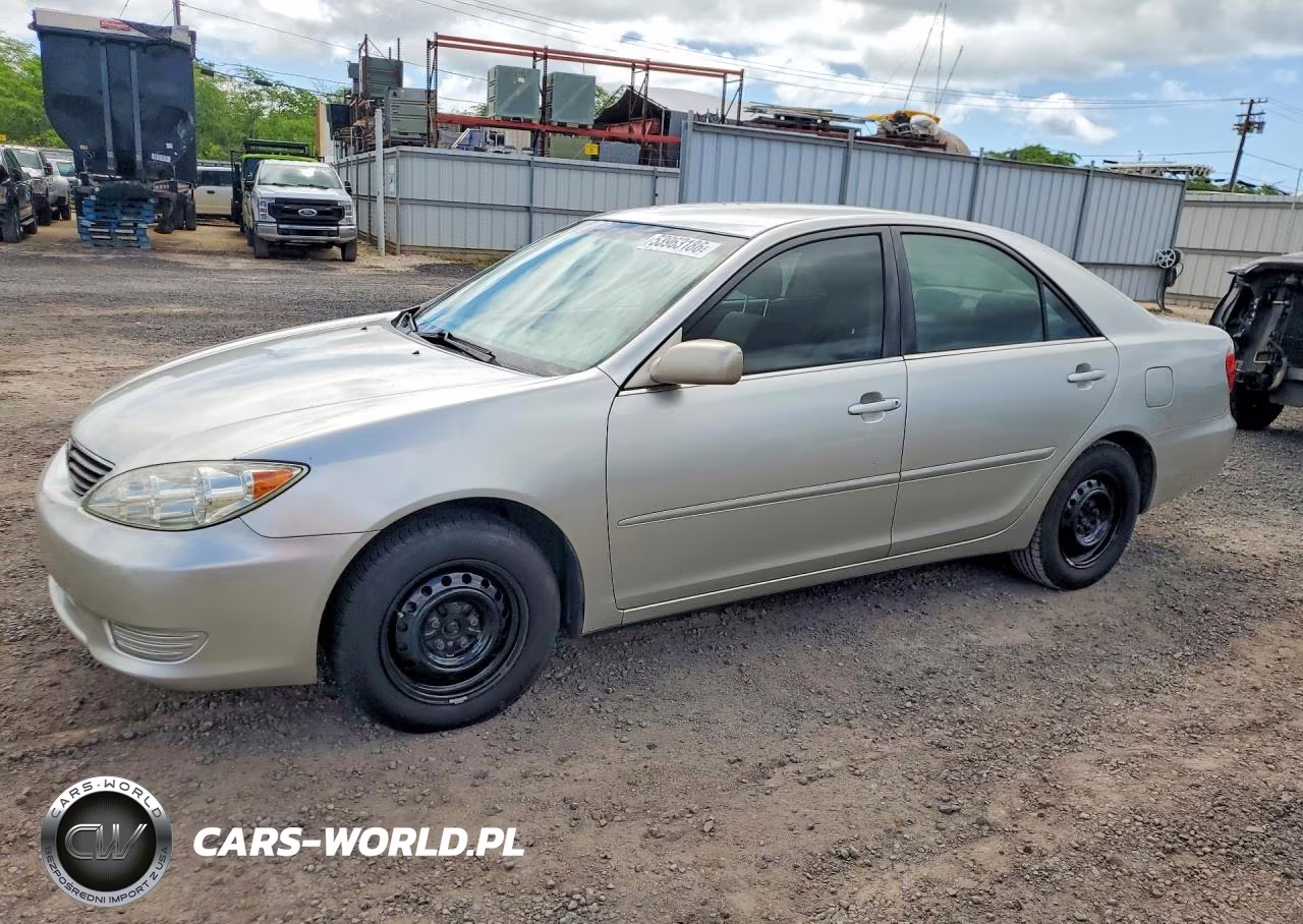 2005 Toyota Camry Standard