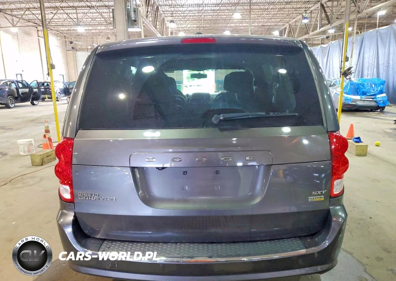 2018 Dodge Grand Caravan Sxt VIN:2C4RDGCG0JR266977 - 6