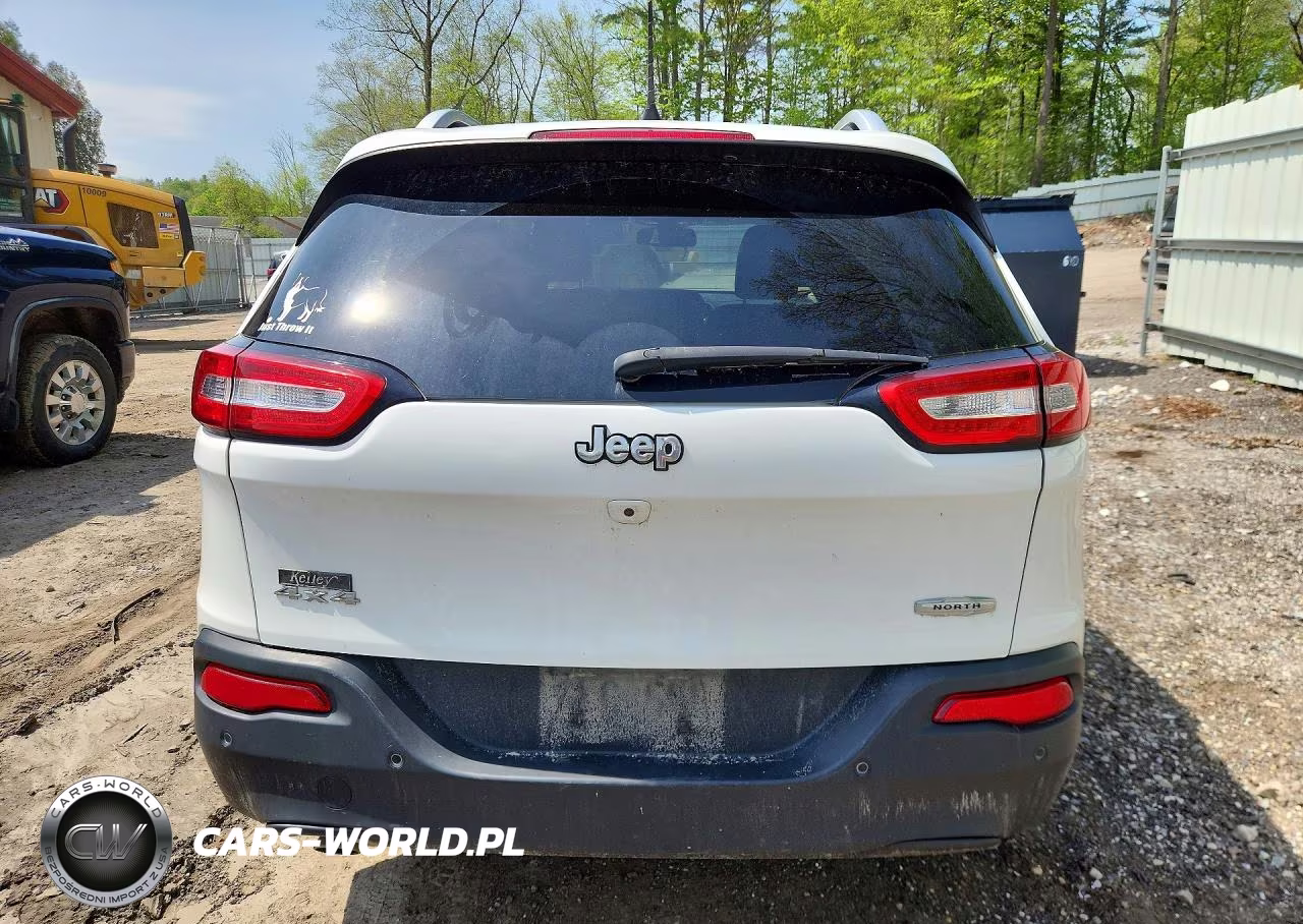 2017 Jeep Cherokee Latitude VIN:1C4PJMCB2HW571546 - 6