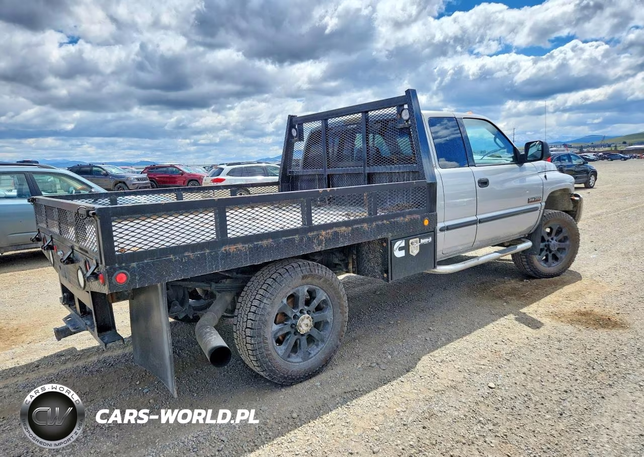 1999 Dodge Ram 2500 VIN:1B7KF2363XJ538733 - 3