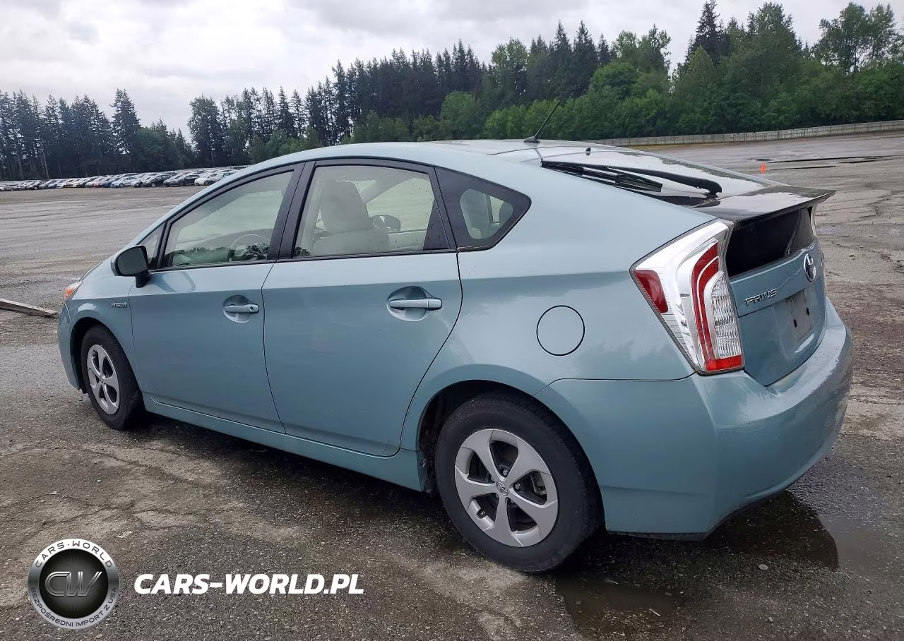 2013 Toyota Prius Two VIN:JTDKN3DU8D5683115 - 2