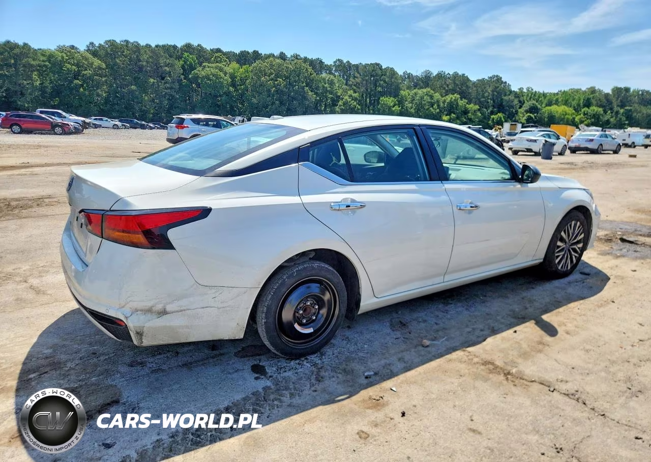 2025 Nissan Altima Sv VIN:1N4BL4DV5SN324313 - 3