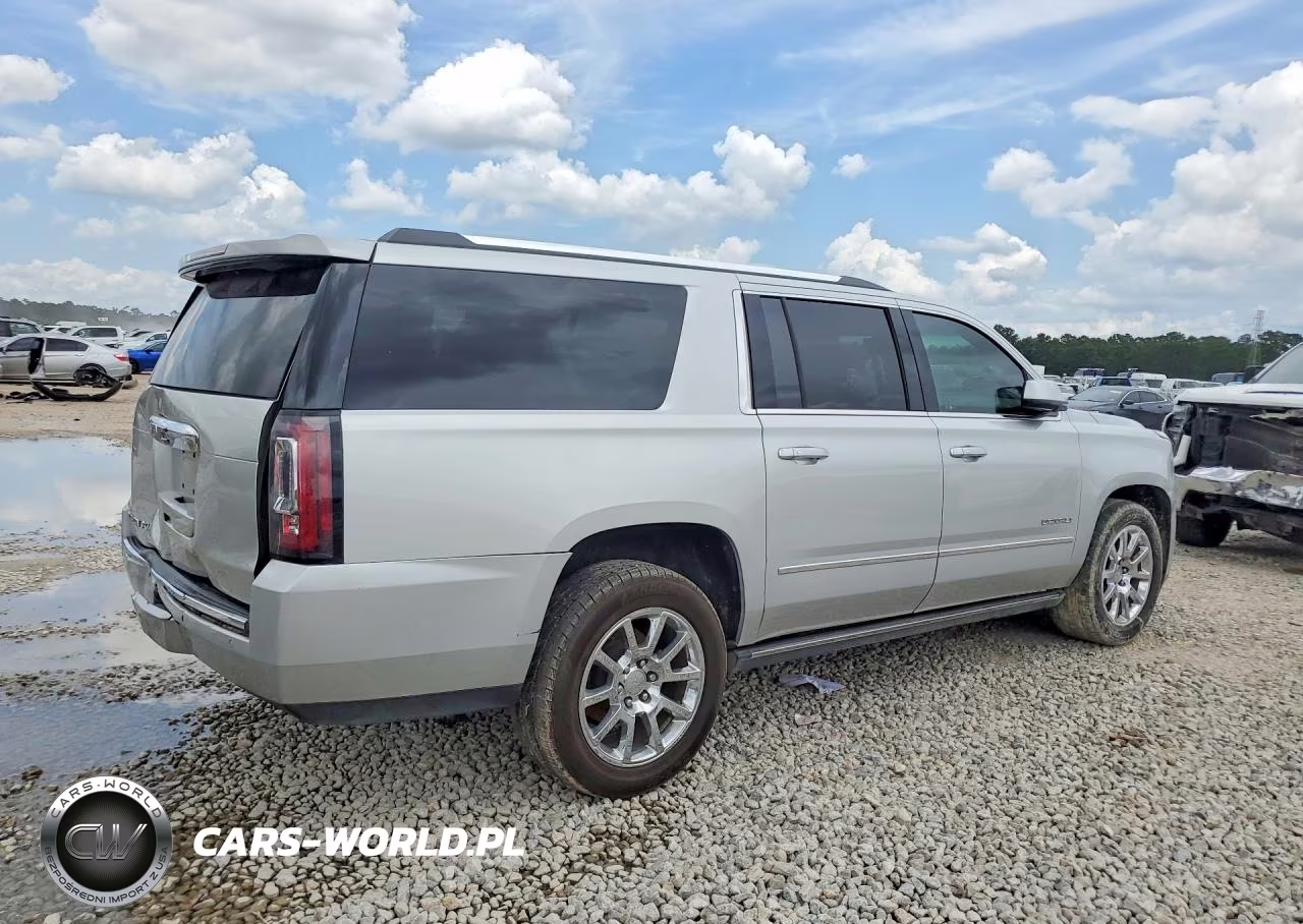2018 GMC Yukon Xl Denali VIN:1GKS1HKJ8JR116655 - 3