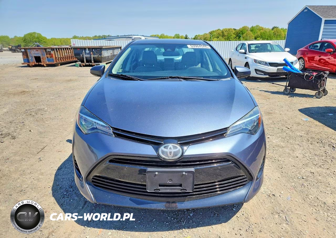2018 Toyota Corolla Le VIN:2T1BURHE1JC077646 - 5