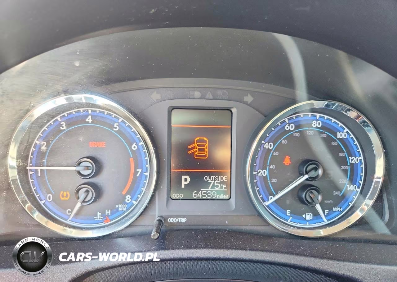 2018 Toyota Corolla Le VIN:2T1BURHE1JC077646 - 9