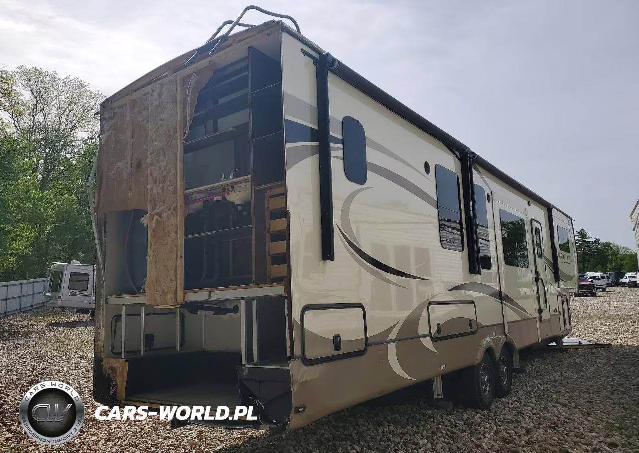 2019 Montana Trailer VIN:4YDF37626K4703176 - 4