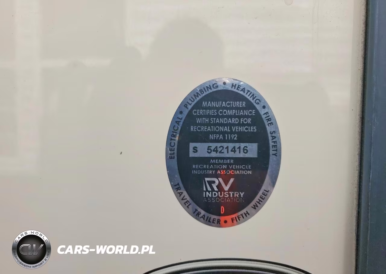 2019 Montana Trailer VIN:4YDF37626K4703176 - 8