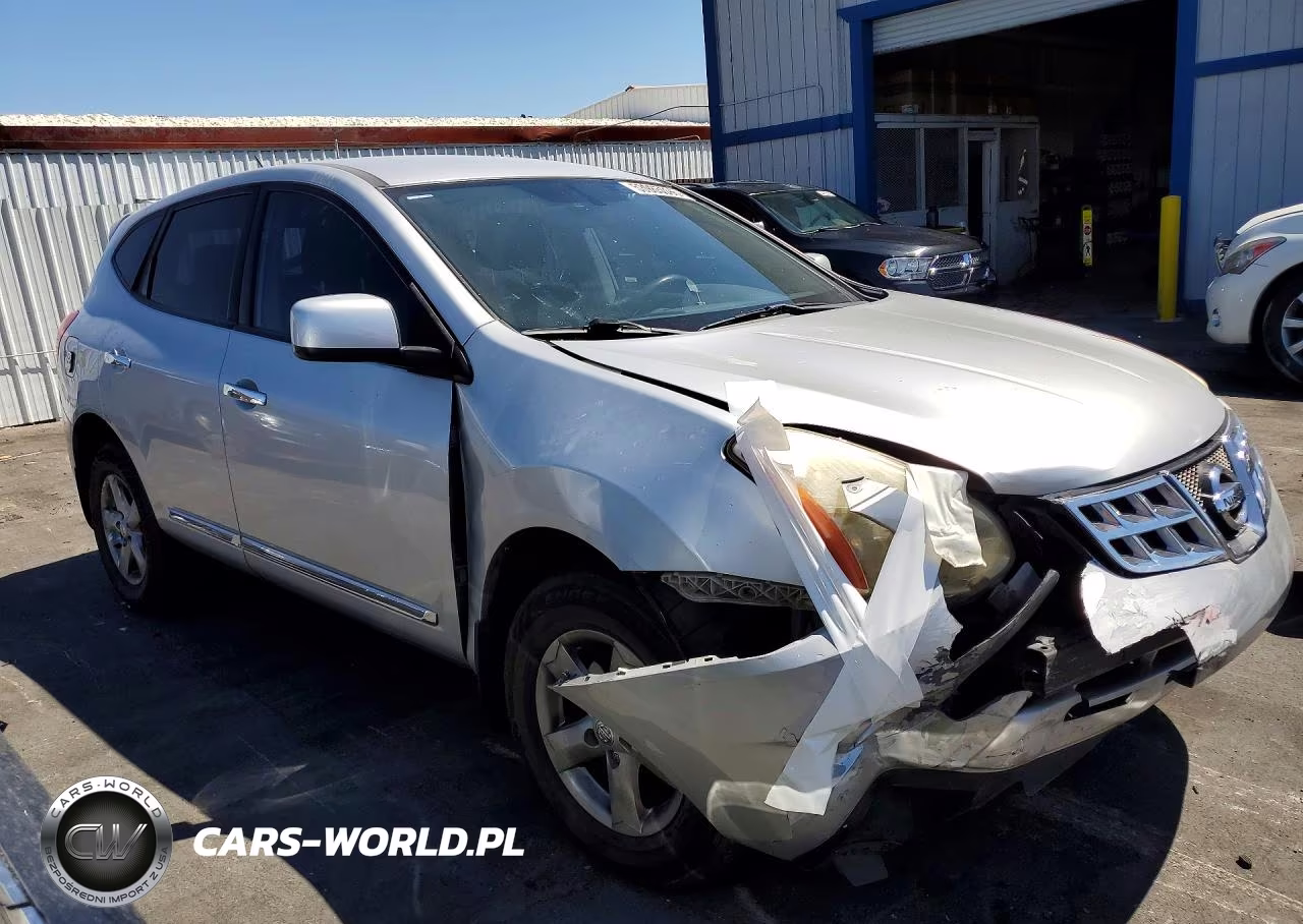 2013 Nissan Rogue S VIN:JN8AS5MT9DW517661 - 4