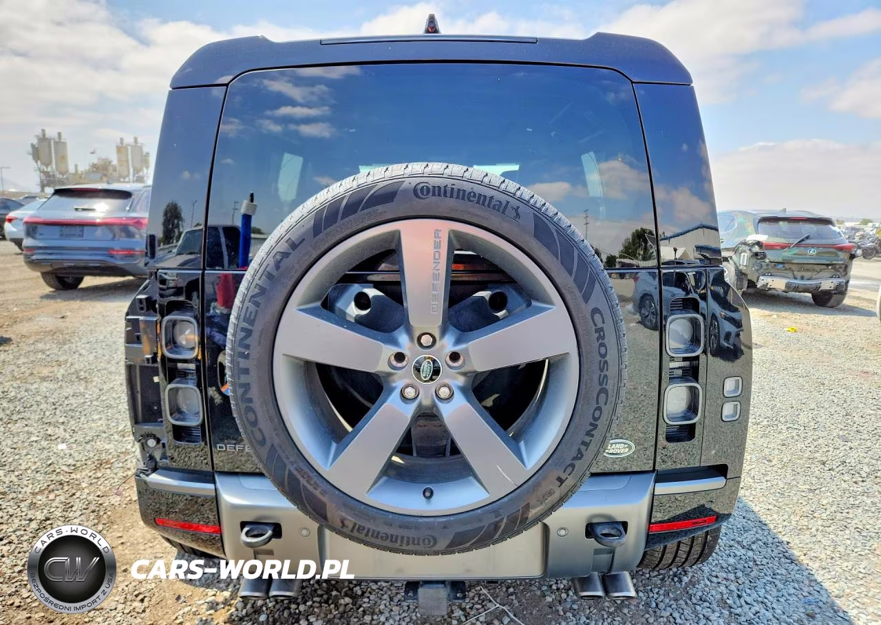 2023 Land Rover Defender 110 VIN:SALEWEEE6P2109303 - 6