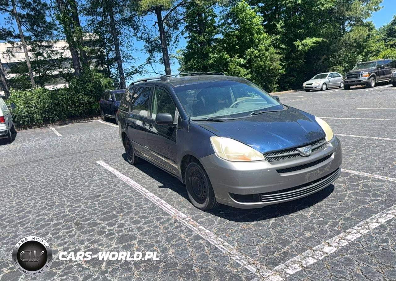 2005 Toyota Sienna Le 7 Passenger