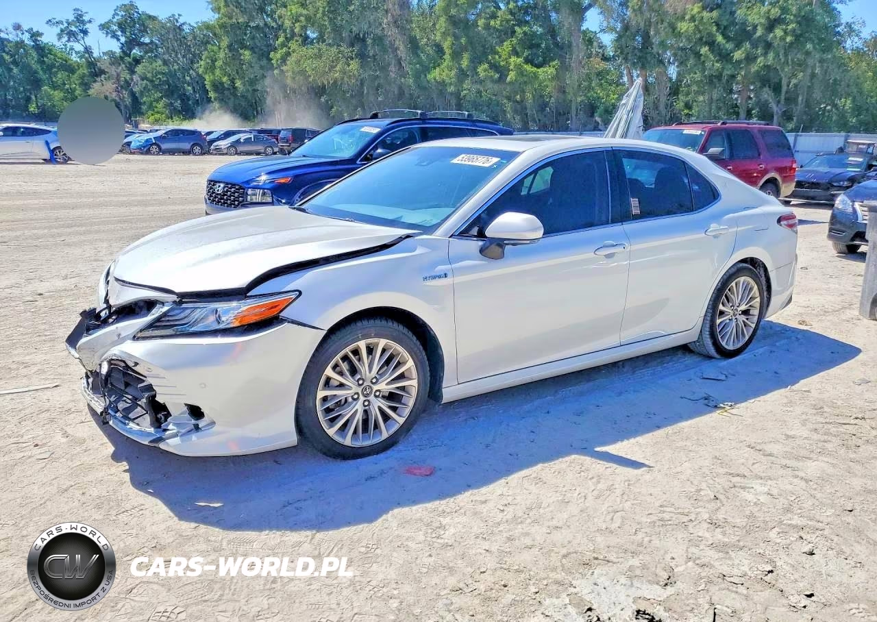 2018 Toyota Camry Hybrid Xle – zdjęcie 1 z 13