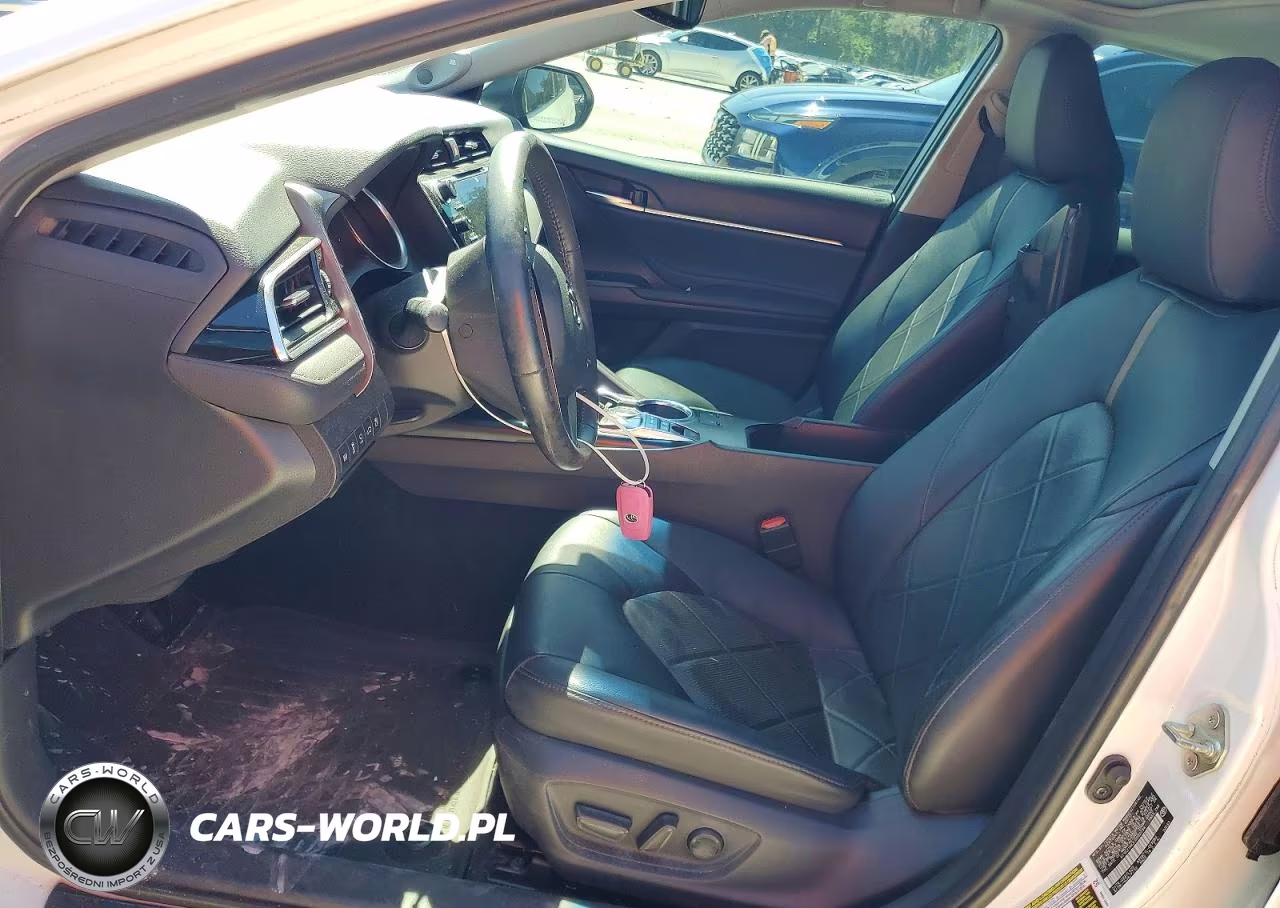 2018 Toyota Camry Hybrid Xle VIN:4T1B21HK3JU002734 - 7