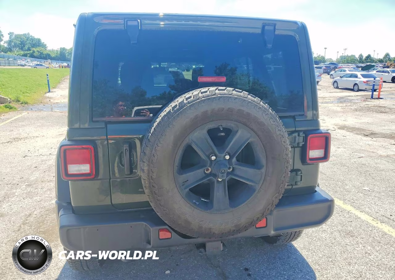 2023 Jeep Wrangler Sahara VIN:1C4HJXEG8PW665573 - 6