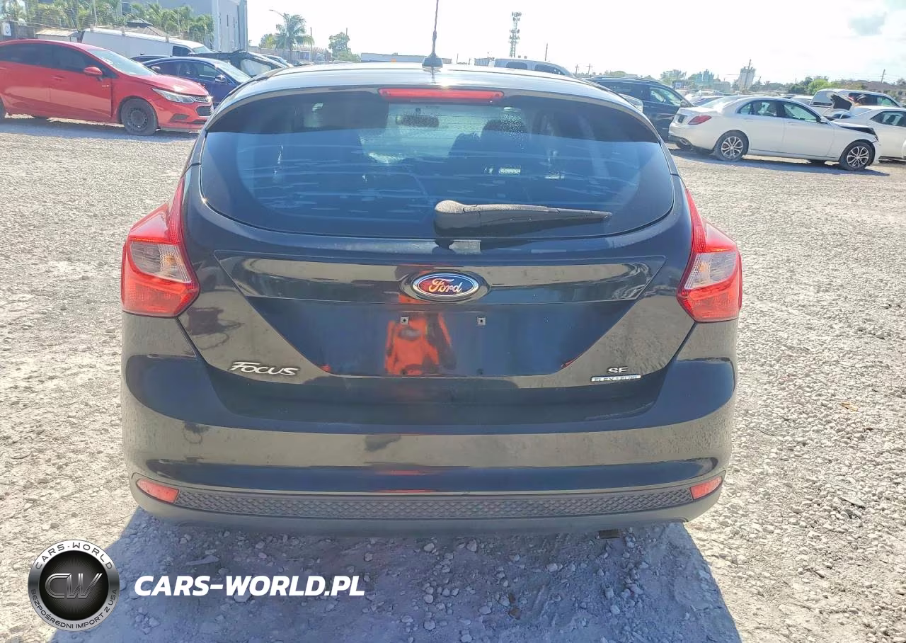 2014 Ford Focus Se VIN:1FADP3K25EL203698 - 6