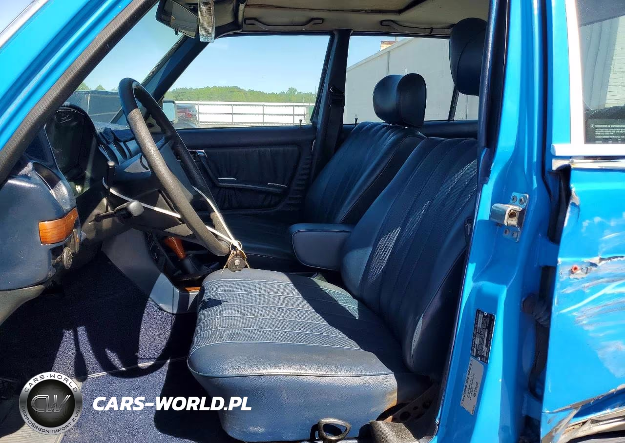 1982 Mercedes-Benz 240 D VIN:WDBAB23A6CB350612 - 7
