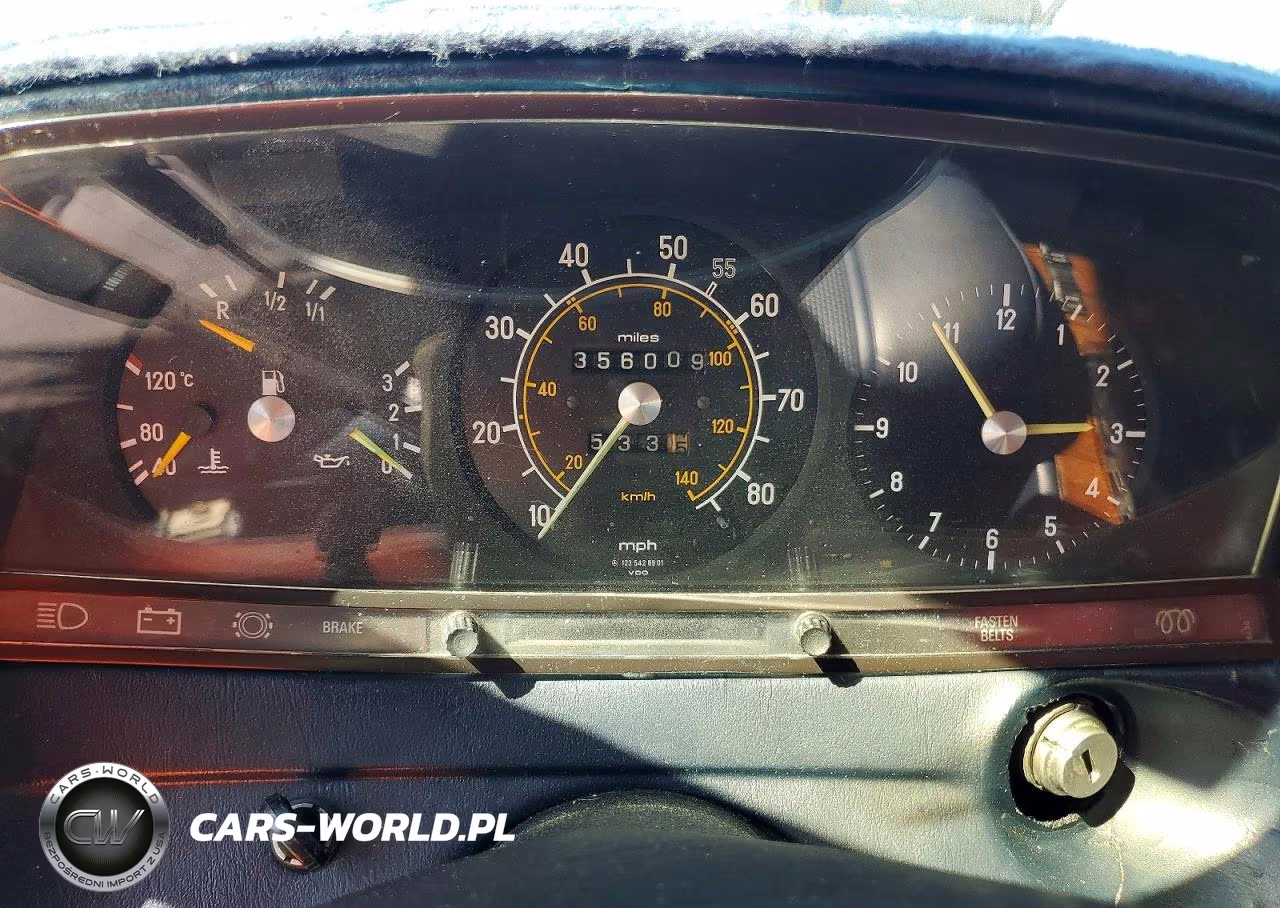 1982 Mercedes-Benz 240 D VIN:WDBAB23A6CB350612 - 9