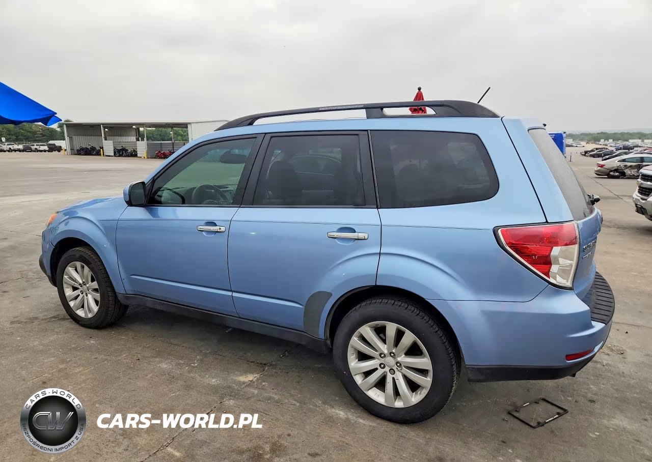 2011 Subaru Forester Limited VIN:JF2SHBFC3BH728948 - 2