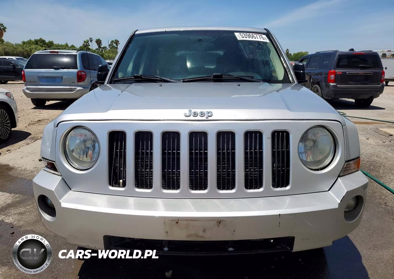 2010 Jeep Patriot Sport VIN:1J4NF2GB8AD512388 - 5