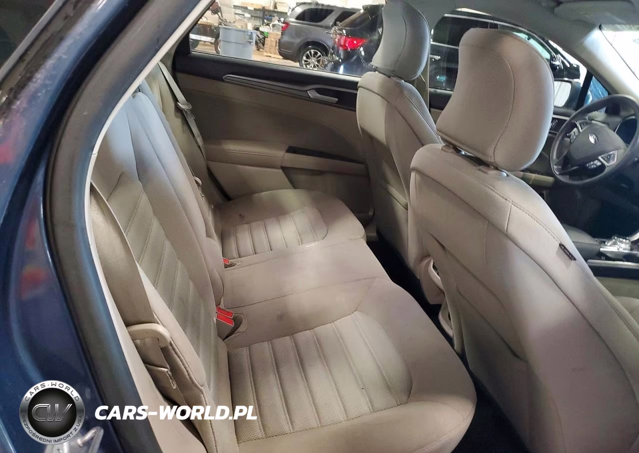 2018 Ford Fusion Se Hybrid VIN:3FA6P0LU6JR147502 - 10