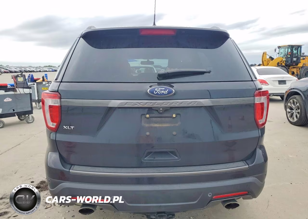2018 Ford Explorer Xlt VIN:1FM5K7D85JGC85369 - 6
